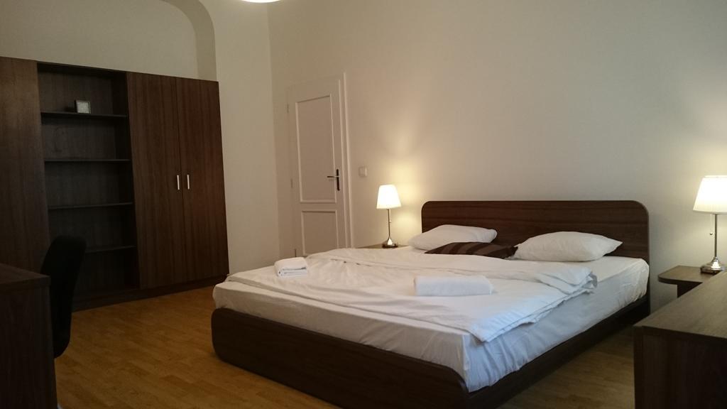 Lion Apartments Medena, Big Size, High Ceilings Bratislava Kamer foto