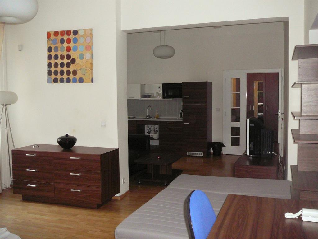 Lion Apartments Medena, Big Size, High Ceilings Bratislava Buitenkant foto