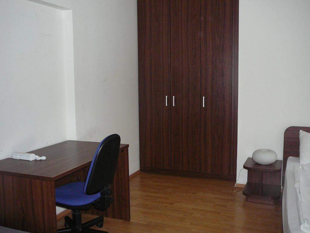 Lion Apartments Medena, Big Size, High Ceilings Bratislava Buitenkant foto